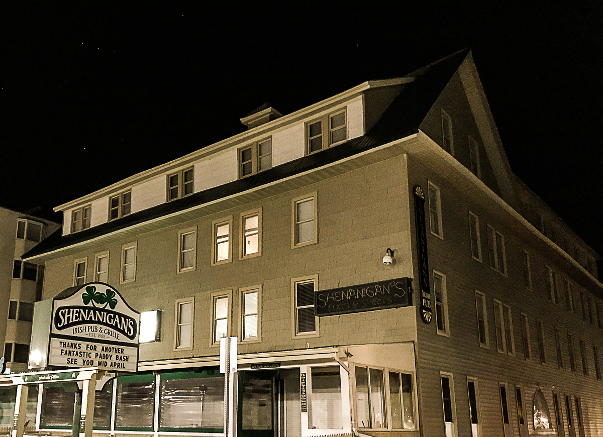 Shoreham Hotel and Shenanigans Pub in Ocean City MD